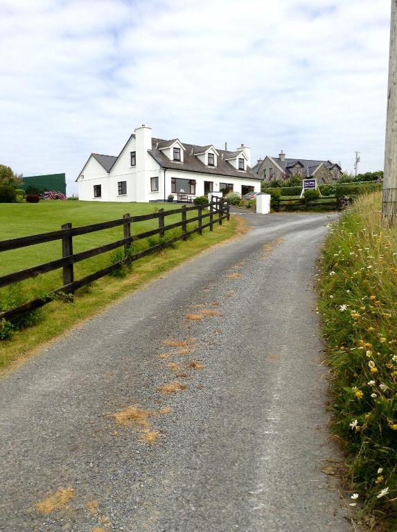 诺克布里克住宿加早餐旅馆 Cleggan 外观 照片
